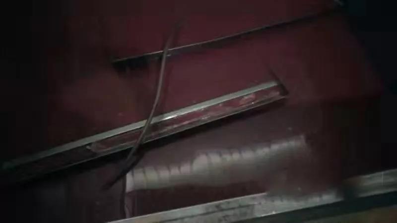 東莞龍背嶺驚現(xiàn)“紅水河”，一企業(yè)涉嫌偷排被立案調(diào)查